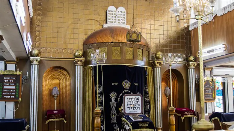 Synagogue (illustrative)