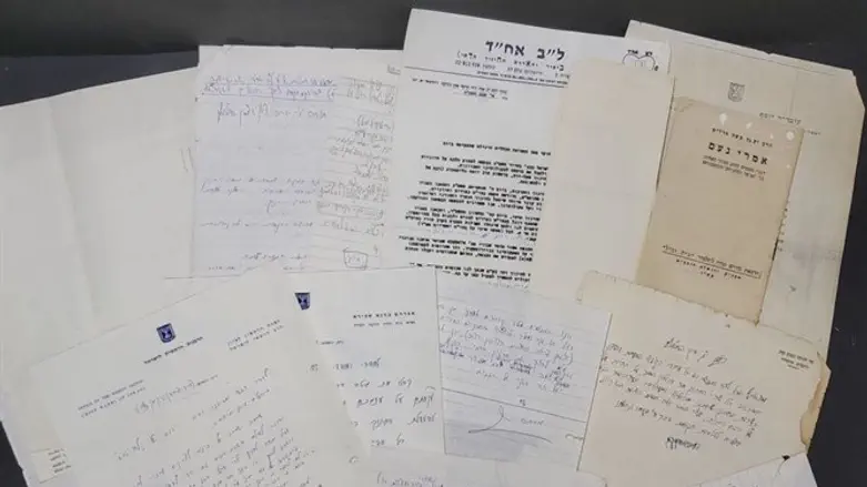 מכתבי וחתימות הרבנים