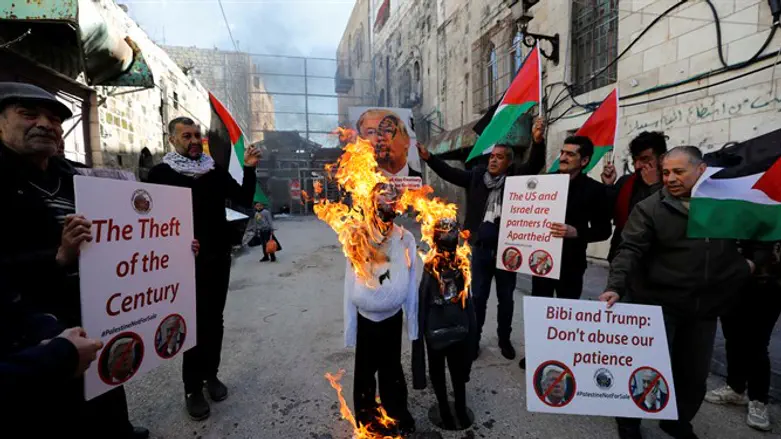 Arab demonstrators protest against Trump peace plan in Hebron, February 28 2020