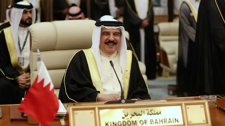 Bahrain's King Hamad bin Isa Al Khalifa attends the Arab Summit in Mecca