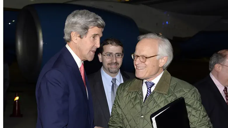 Martin Indyk (R) with John Kerry
