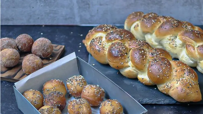 Olive Oil Challah and Challah Doughnut Holes