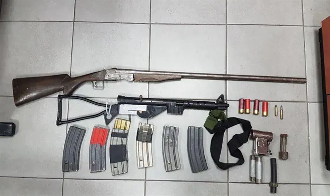 Оружие, изъятое у террористов в Самарии