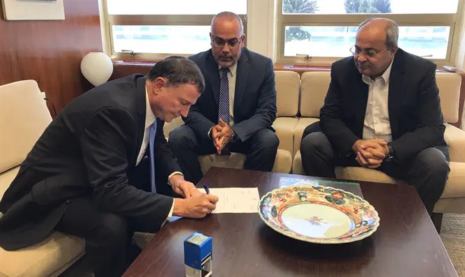 Усама Саади уходит из Кнессета