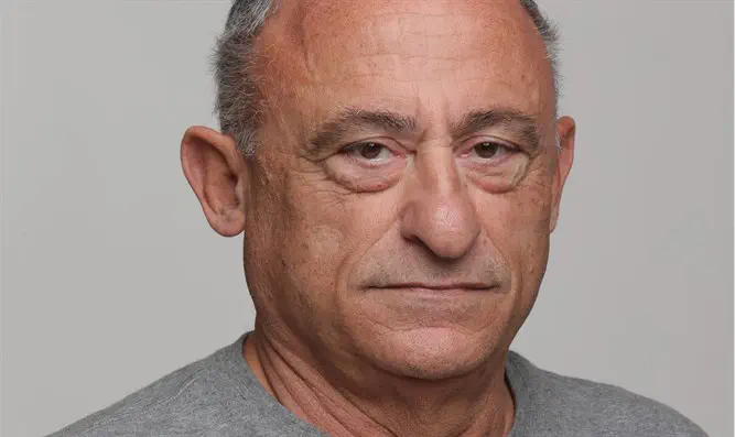 שמעון שיפר לערוץ 7: מציע לכל עיתונאי לגלות ענווה וצניעות-ערוץ 7 