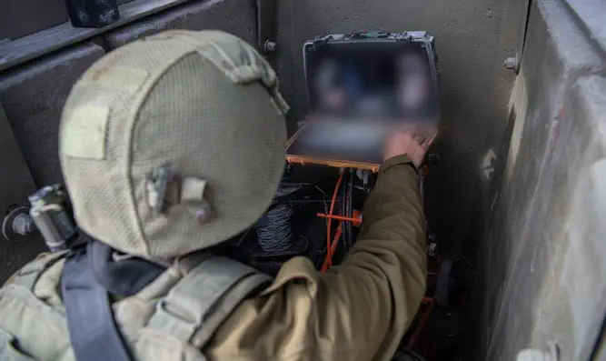 Силы ЦАХАЛ проводят операцию по поиску туннелей "Хизбаллы"