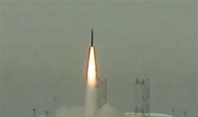 Запуск ракеты "Хец-3"