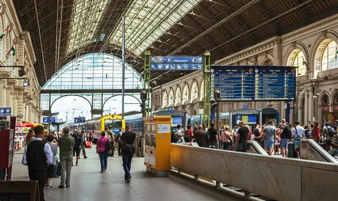 מחלוקת על כספי הקהילה היהודית בהונגריה-ערוץ 7 