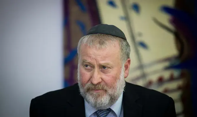 עושה צחוק מהחוק-ערוץ 7 