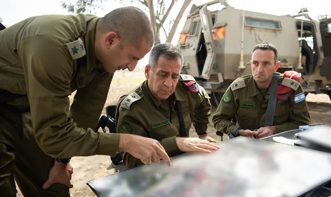 Авив Кохави в приграничье с Газой