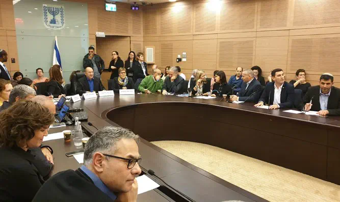 הועדה המסדרת אישרה את הדיונים בפגרה - חדשות מדיניות ופוליטיקה - ערוץ 7 חדשות, פוליטיקה, תרבות ...