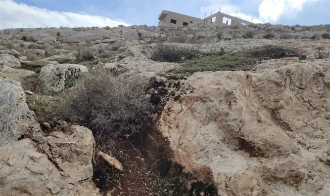 Разрушенный акведук