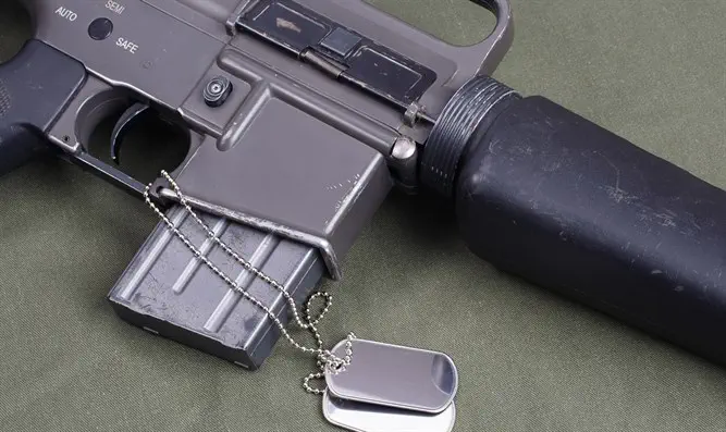 Автоматическая винтовка M-16. Иллюстрация