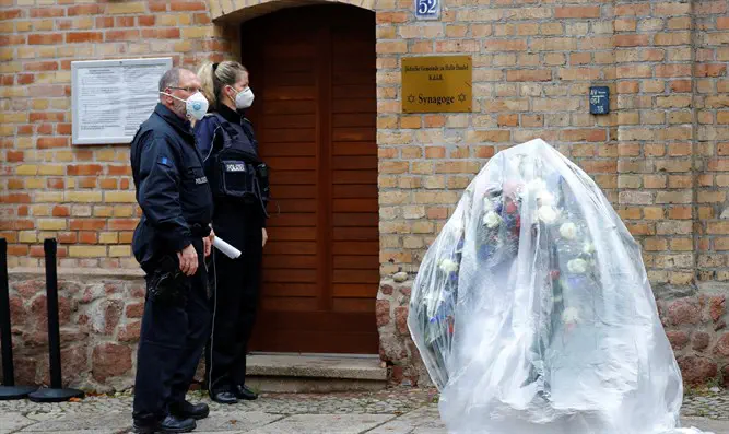 Мемориал у синагоги в Галле