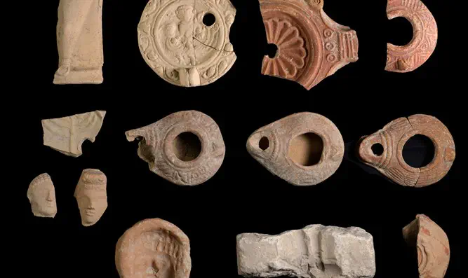 Артефакты, обнаруженные при раскопках в Рамат-Бейт-Шемеше